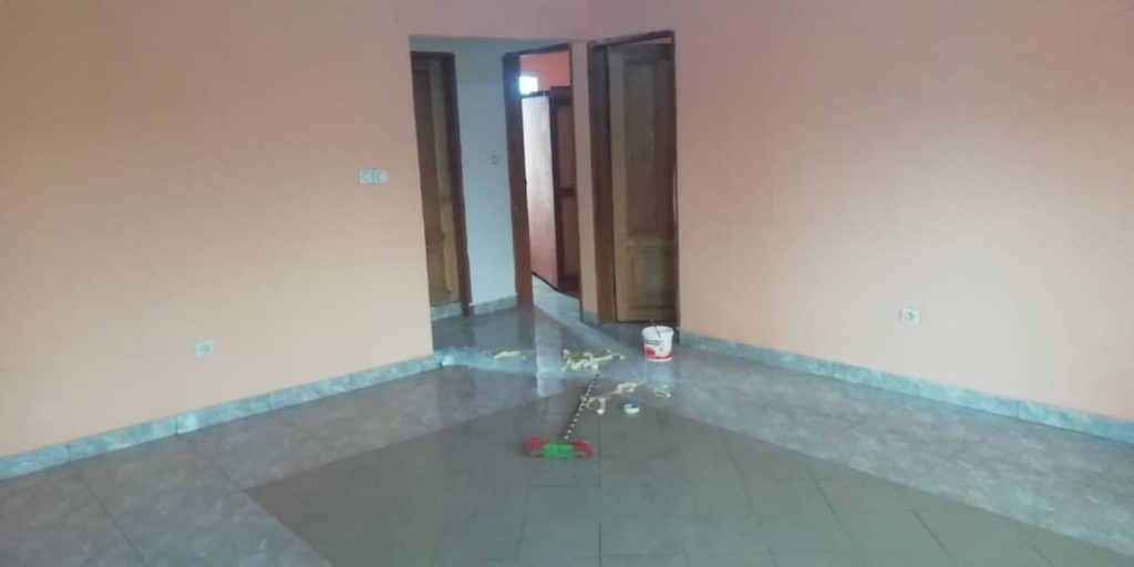 Borne 12 Odza – Appartement à louer – Yaoundé