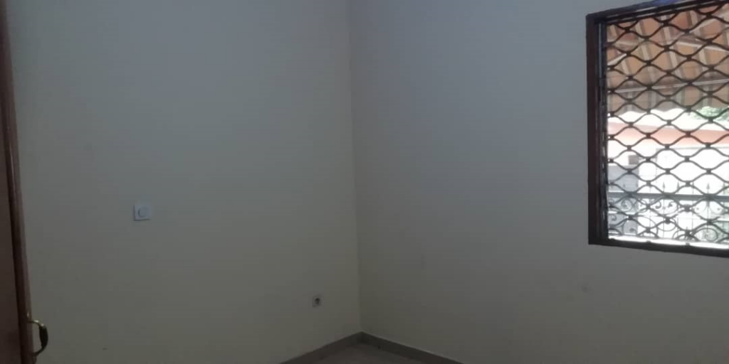 Appartement non meublé à louer - Tropicana Yaoundé
