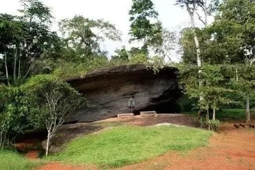 La Grotte d’Akok Bekoé – Mbalmayo