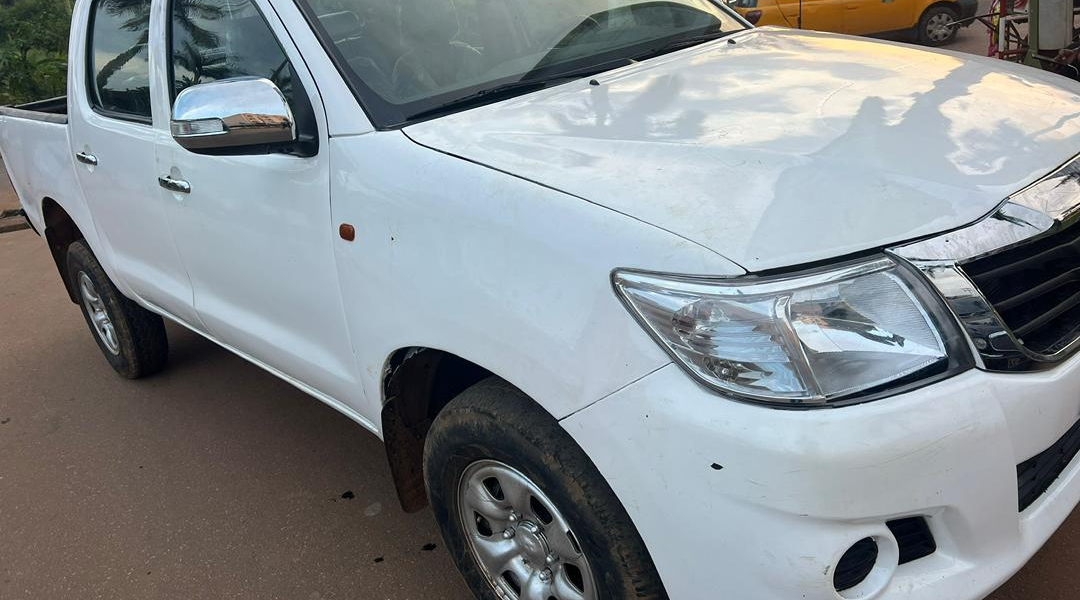 Toyota Hilux double cabine Année 2012 - Yaoundé