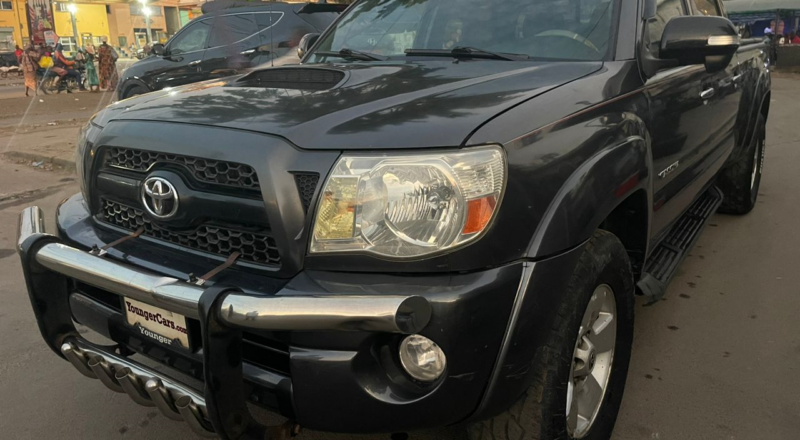 TOYOTA TACOMA 2012 - Douala Cameroun