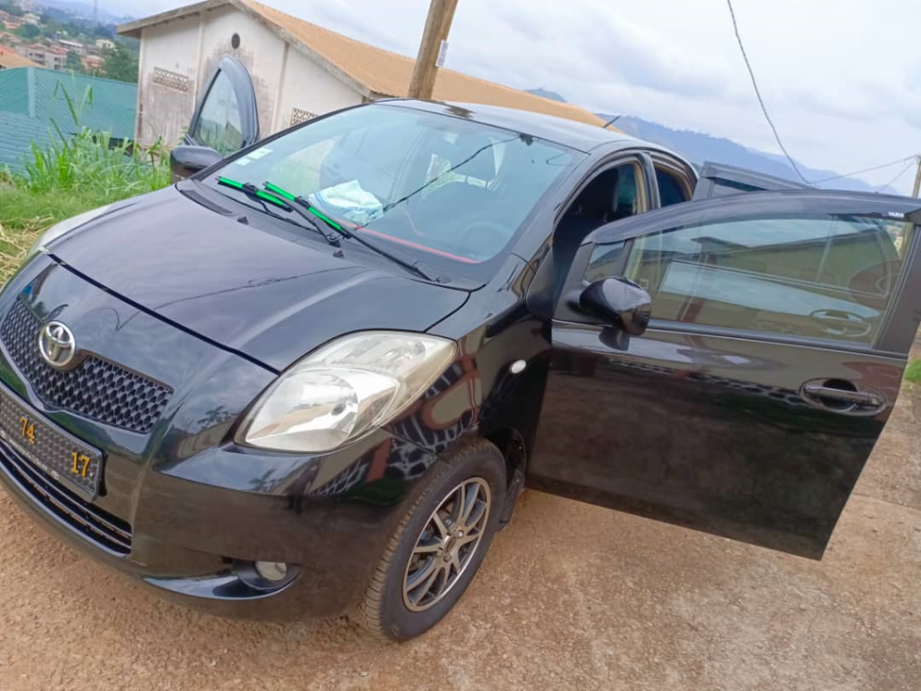 Toyota Yaris vitz - 2008 – Yaoundé Cameroun